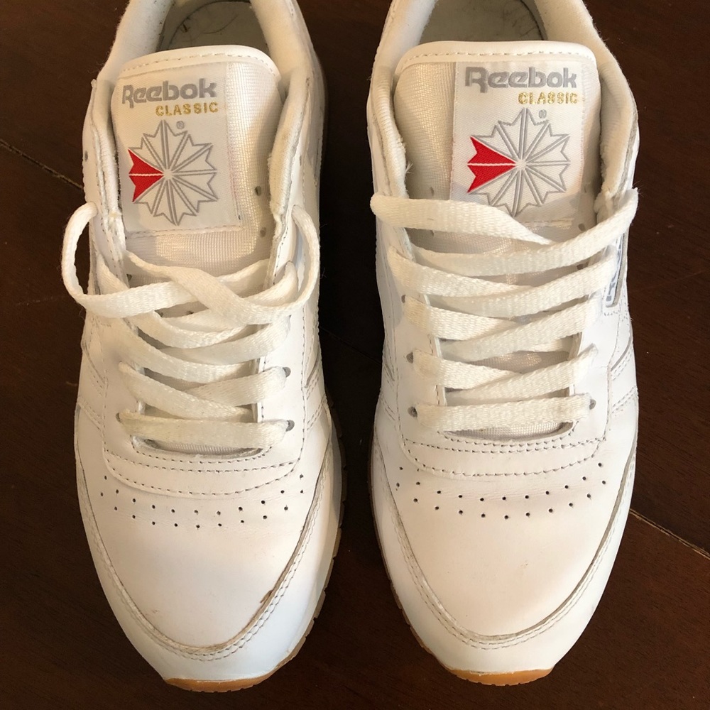 Reebok Classic Sneakers size 7